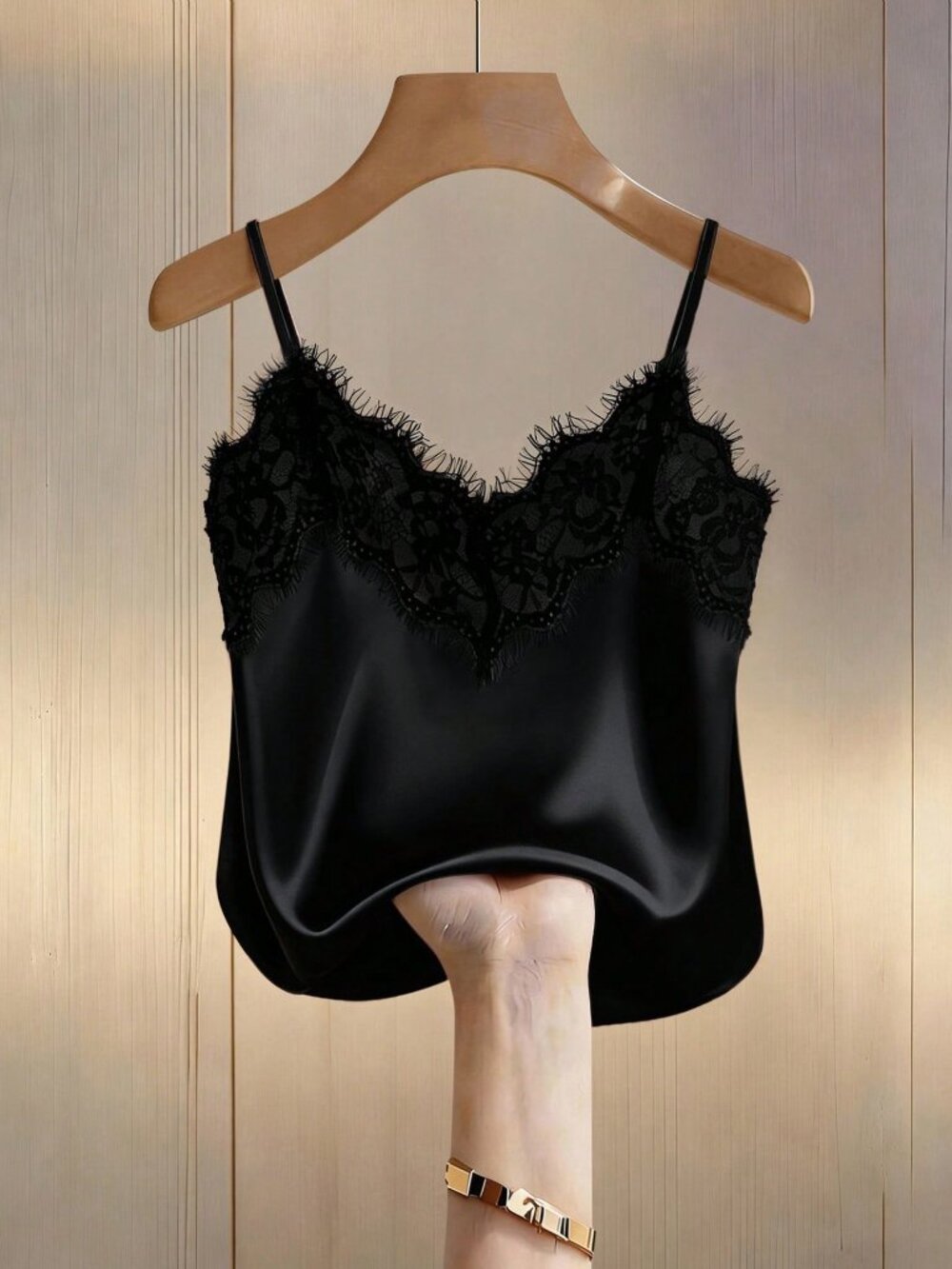 Black Casual Women's Sexy Fitted Lace Patchwork Camisole